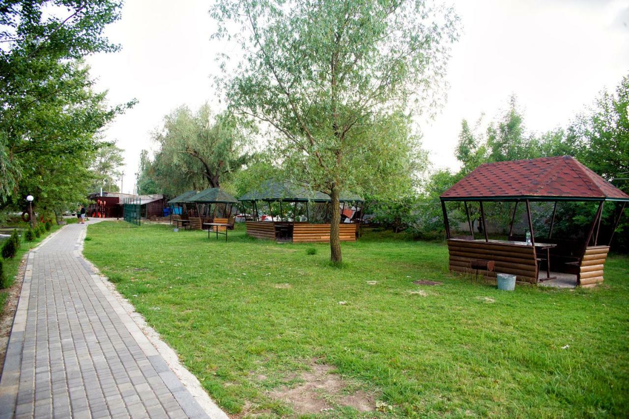 Holiday Park Dunay Kyslytsya Exteriör bild